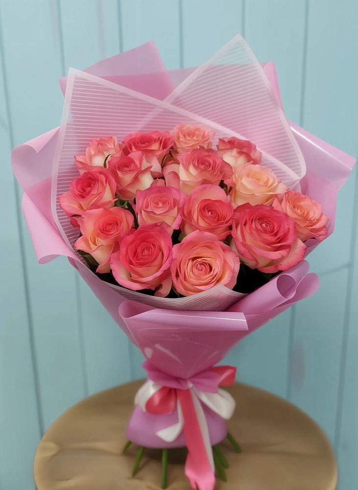 Букет 15 Розовых роз Равель в Загорянский
