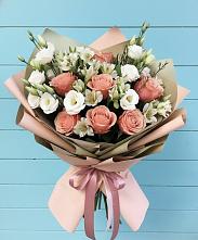 Букет цветов из:  Розы, Альстромерии и Лизиантусы в Загорянский