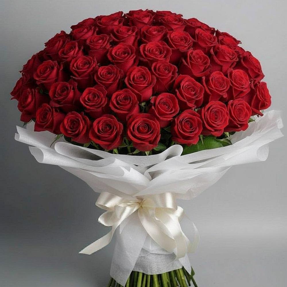 Букет 101 Красная роза Блэк Мэджик в Загорянский