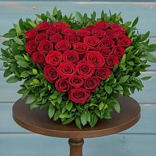 Цветочная композиция из Розы в виде сердца #REPLACE_PRED# Загорянский