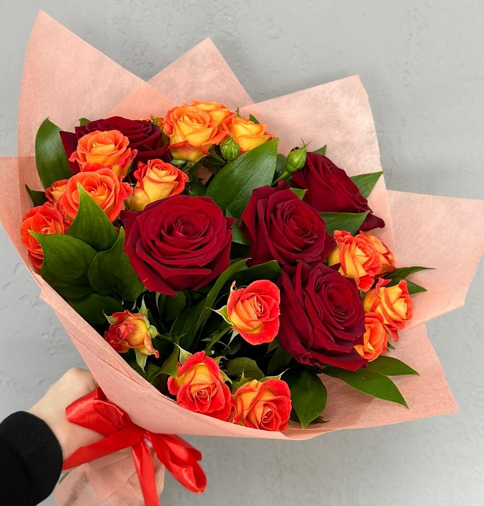 Букет Любовь и восторг в Загорянский