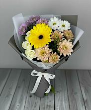 Букет цветов из:  Розы, Герберы и Хризантемы в Загорянский