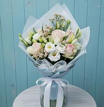 Букет цветов из:  Розы и Лизиантусы #REPLACE_PRED# Загорянский