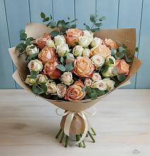 Букет цветов из:  Альстромерии и Розы #REPLACE_PRED# Загорянский