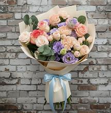 Букет цветов из:  Розы, Лизиантусы и Гвоздики в Загорянский