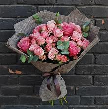 Букет цветов из:  Розы в Загорянский